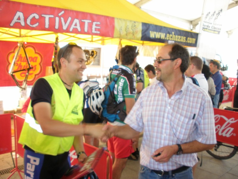 Gustavo y el alcalde de Villamanta